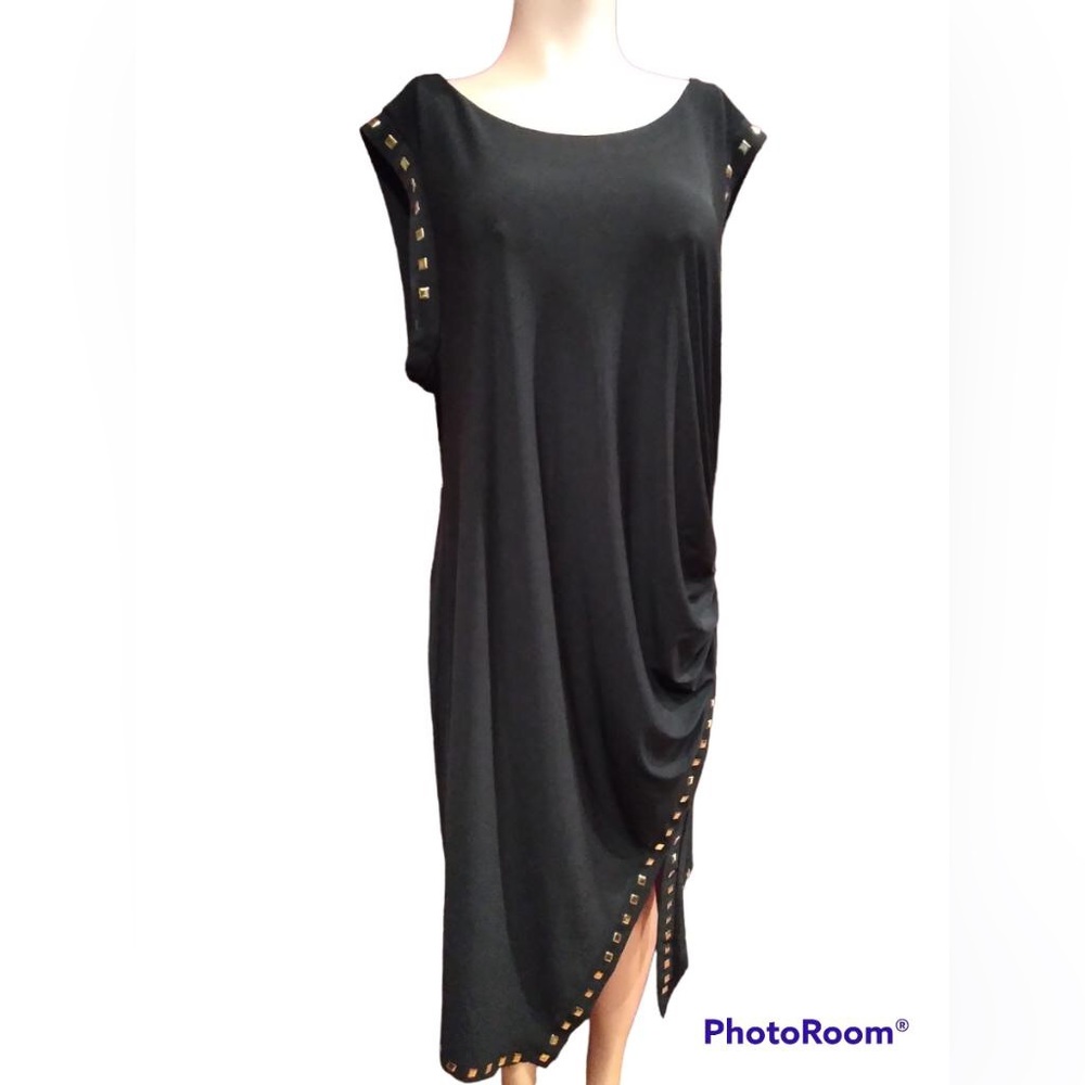 SOHO 2X Black dress